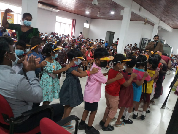"Let's go ahead and build something" - "Winning children" / Homagama (2022-06-22)